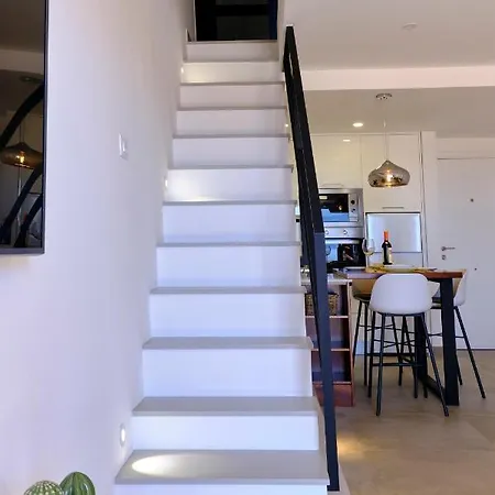 Home2book Modern Design Seaview Apt, Pool&terrace Апартаменты
