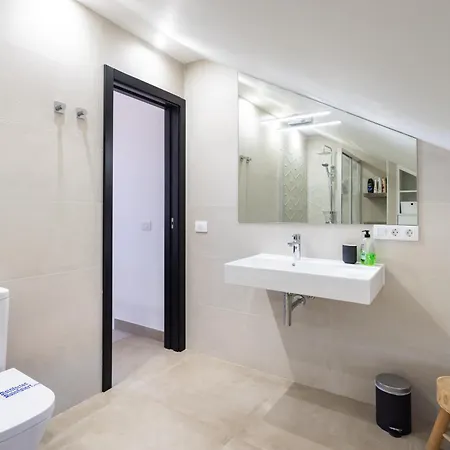 Home2book Modern Design Seaview Apt, Pool&terrace Апартаменты