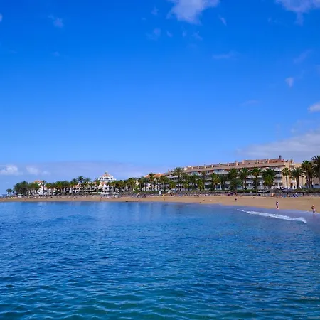 Home2book Modern Design Seaview Apt, Pool&terrace Lejlighed